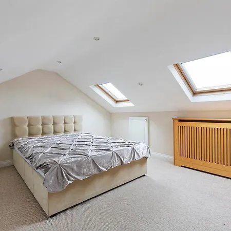 Elegant 3br With Garden And Parking * Dublin